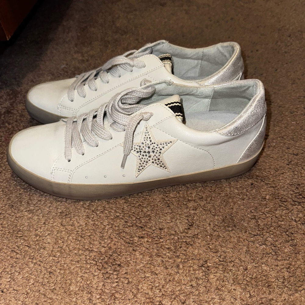ShuShop White and Silver Sneakers Minimalist Design/Never worn/brand new